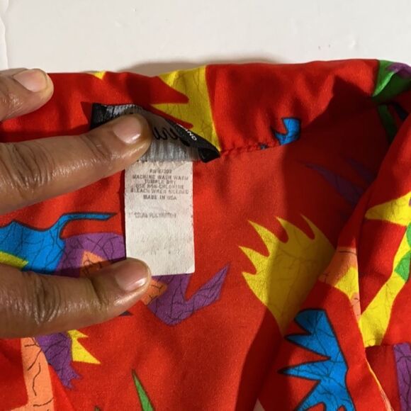 Vintage  Hawaiian Animal Graphic Print Puff Sleeve Button Down Shirt - Picture 5 of 9